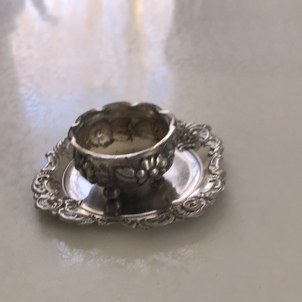 Antique Victorian Wilcox Salt Cellar and small plated tray - Picture 9 of 9